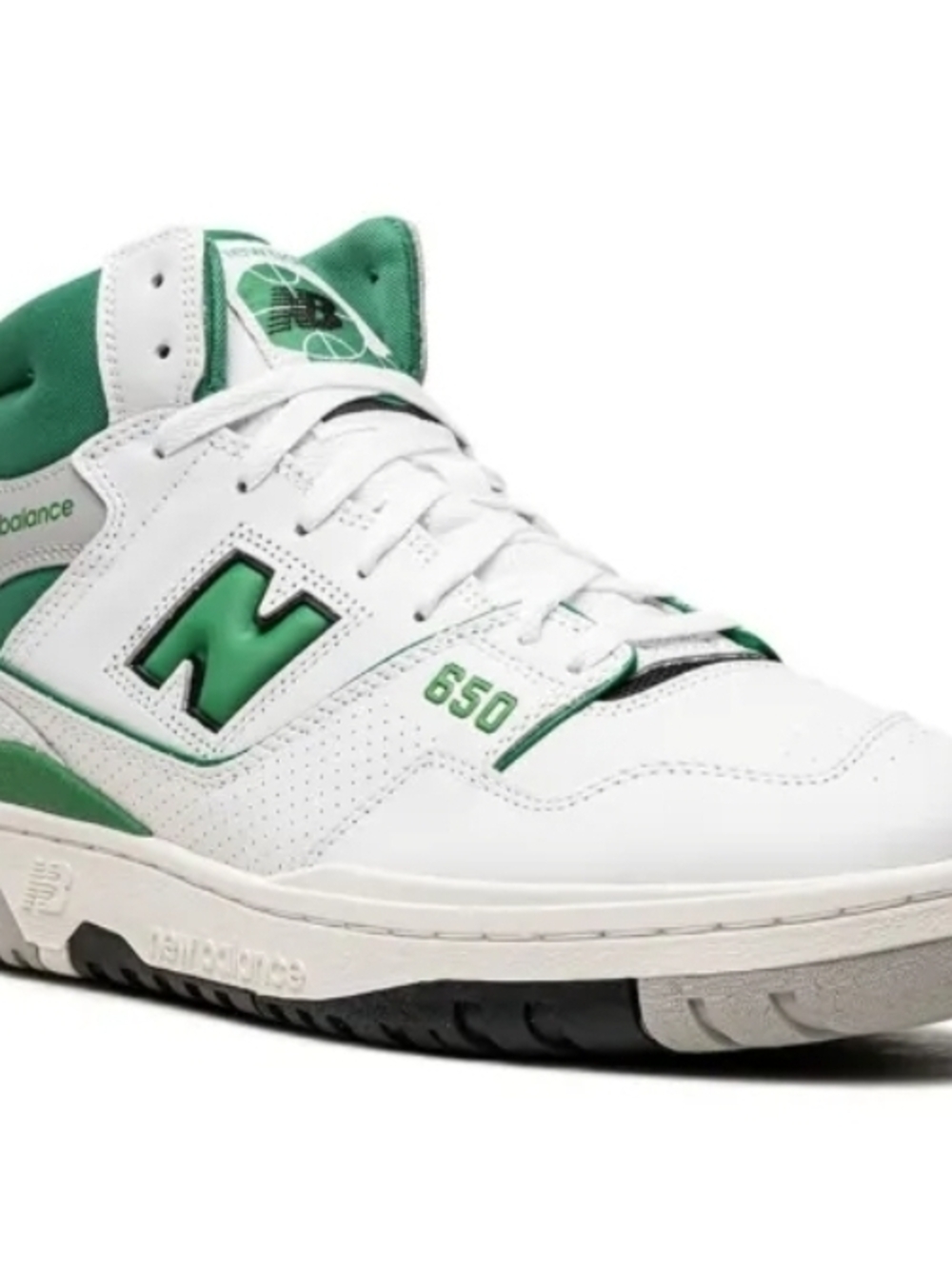 Mens Size 8.5, New Balance 650 White w/Green Basketball Sneakers, New In Box - Picture 3 of 5